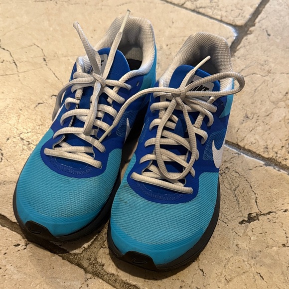 Nike Pegasus 3.0 Aqua and Navy Athletic Sneakers - Picture 2 of 6